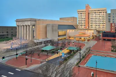 Photo 2 - DoubleTree by Hilton Little Rock