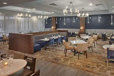 Photo 3 - DoubleTree by Hilton Little Rock