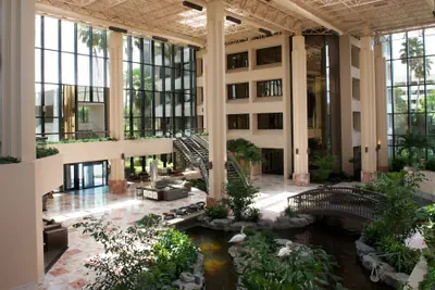 Photo 3 - Embassy Suites by Hilton Palm Beach Gardens PGA Boulevard