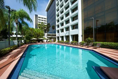 Photo 2 - Embassy Suites by Hilton Palm Beach Gardens PGA Boulevard