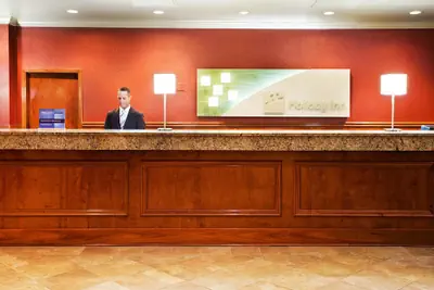 Photo 3 - Holiday Inn by IHG