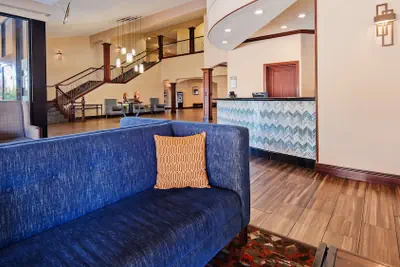 Photo 3 - Best Western Plus Heritage Inn