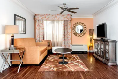Photo 4 - Holiday Inn Fort Lauderdale Airport by IHG