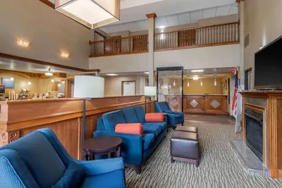 Photo 5 - Comfort Inn & Suites Springfield I-44