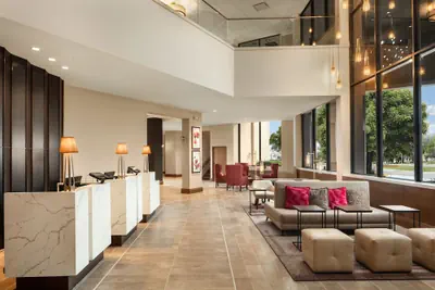 Photo 3 - Crowne Plaza Dallas Market Ctr - Love Field by IHG