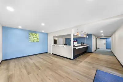 Photo 4 - Park Inn by Radisson