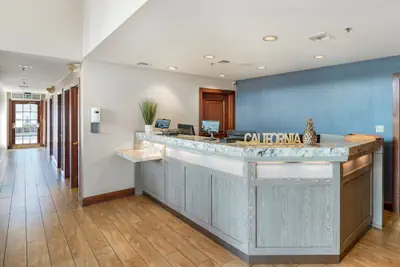 Photo 2 - Chase Suites Hotel Brea-Fullerton