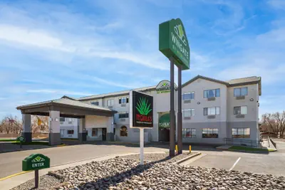 Photo 2 - Wingate by Wyndham Farmington NM
