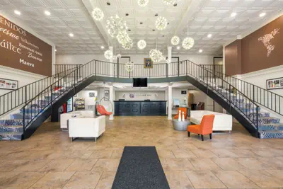 Photo 4 - Village Inn Clemmons/Winston Salem, Trademark by Wyndham