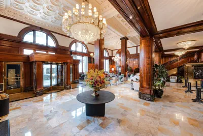 Photo 4 - The Benson Portland, Curio Collection by Hilton
