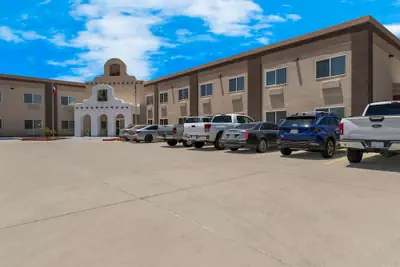 Photo 2 - Quality Inn Alpine