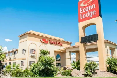 Photo 2 - Econo Lodge Las Cruces University Area