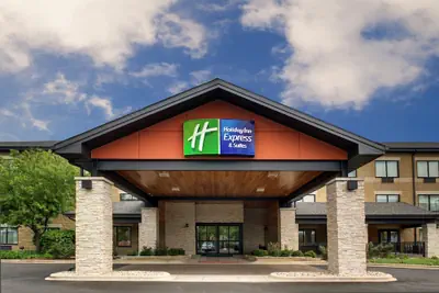 Photo 2 - Holiday Inn Express & Suites Aurora - Naperville by IHG