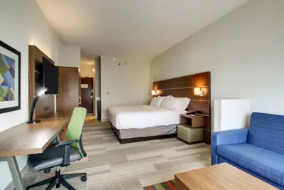 Photo 5 - Holiday Inn Express & Suites Aurora - Naperville by IHG