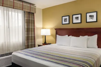 Photo 2 - Country Inn & Suites by Radisson, Dakota Dunes, SD