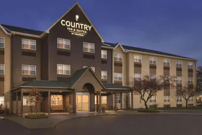 Photo 2 - Country Inn & Suites by Radisson, Dakota Dunes, SD