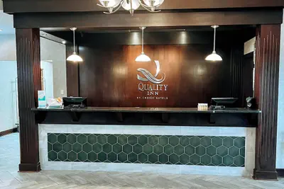 Photo 2 - Quality Inn Clarion