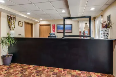 Photo 4 - Econo Lodge Mechanicsburg - Harrisburg West