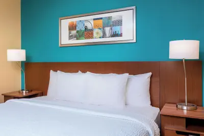 Photo 5 - Fairfield Inn & Suites Victoria