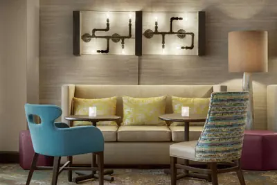 Photo 4 - Hampton Inn & Suites Springdale