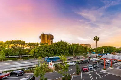 Photo 2 - The Anaheim Hotel