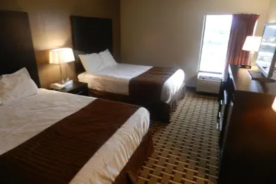 Photo 2 - Haven Inn & Suites