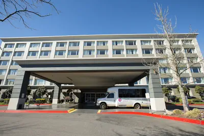 Photo 2 - Coast Gateway Hotel