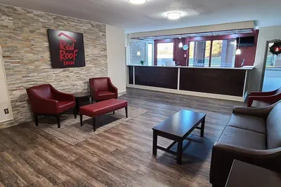 Photo 4 - Red Roof Inn LaGrange