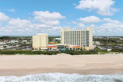 Photo 2 - Hilton Melbourne Beach Oceanfront