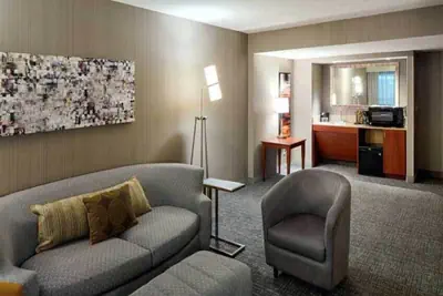 Photo 4 - The Columbus Hilliard Hotel