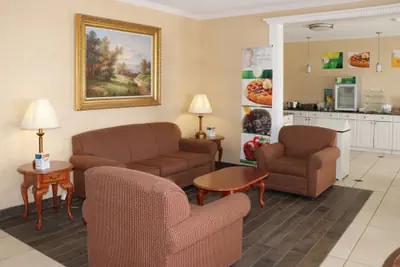 Photo 3 - Quality Inn Evansville Eastland Area