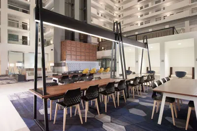 Photo 5 - Embassy Suites by Hilton Raleigh Crabtree