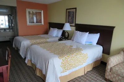 Photo 5 - Days Inn by Wyndham Blytheville