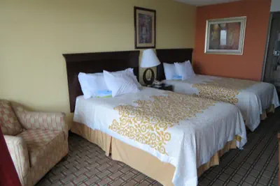 Photo 4 - Days Inn by Wyndham Blytheville