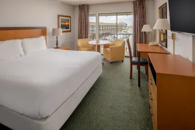 Photo 4 - Astoria Riverwalk Inn