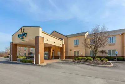 Photo 2 - Quality Inn & Suites Sandusky