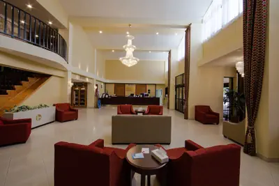 Photo 3 - Ramada by Wyndham Houston Intercontinental Airport East