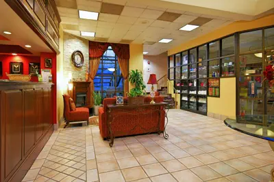 Photo 4 - Comfort Inn University Center