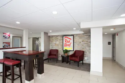 Photo 3 - Red Roof Inn PLUS+ Nashville South - Fairgrounds