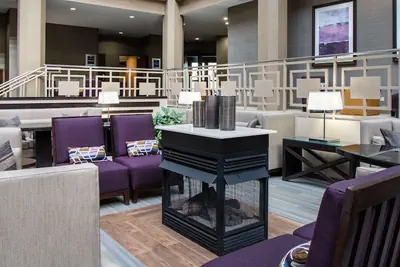 Photo 5 - Embassy Suites by Hilton Chicago North Shore Deerfield