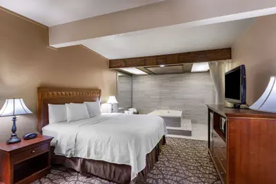 Photo 2 - Best Western Dunmar Inn