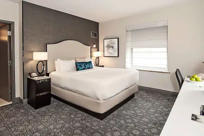 Photo 2 - InterContinental Chicago Magnificent Mile by IHG
