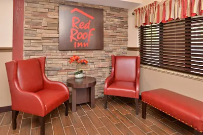 Photo 4 - Red Roof Inn Marietta