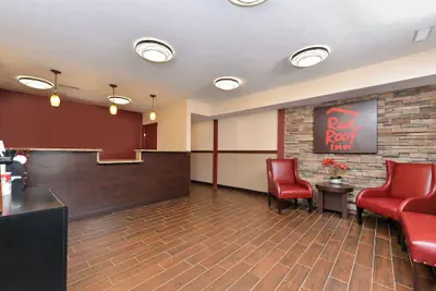 Photo 4 - Red Roof Inn Marietta