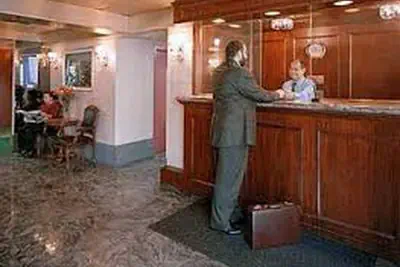 Photo 3 - Airway Inn at LaGuardia