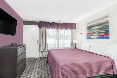 Photo 3 - Days Inn by Wyndham St Clairsville