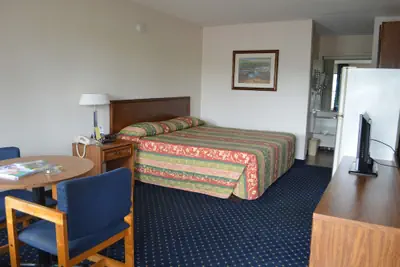 Photo 3 - Bluegrass Extended Stay Hotel