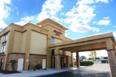 Photo 2 - Hampton Inn Sumter