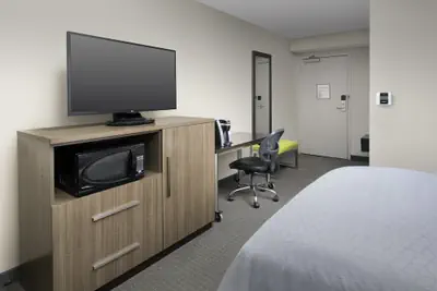 Photo 5 - Holiday Inn Express & Suites Annapolis by IHG