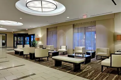 Photo 2 - Crowne Plaza Chicago Ohare Hotel & Conf Ctr by IHG